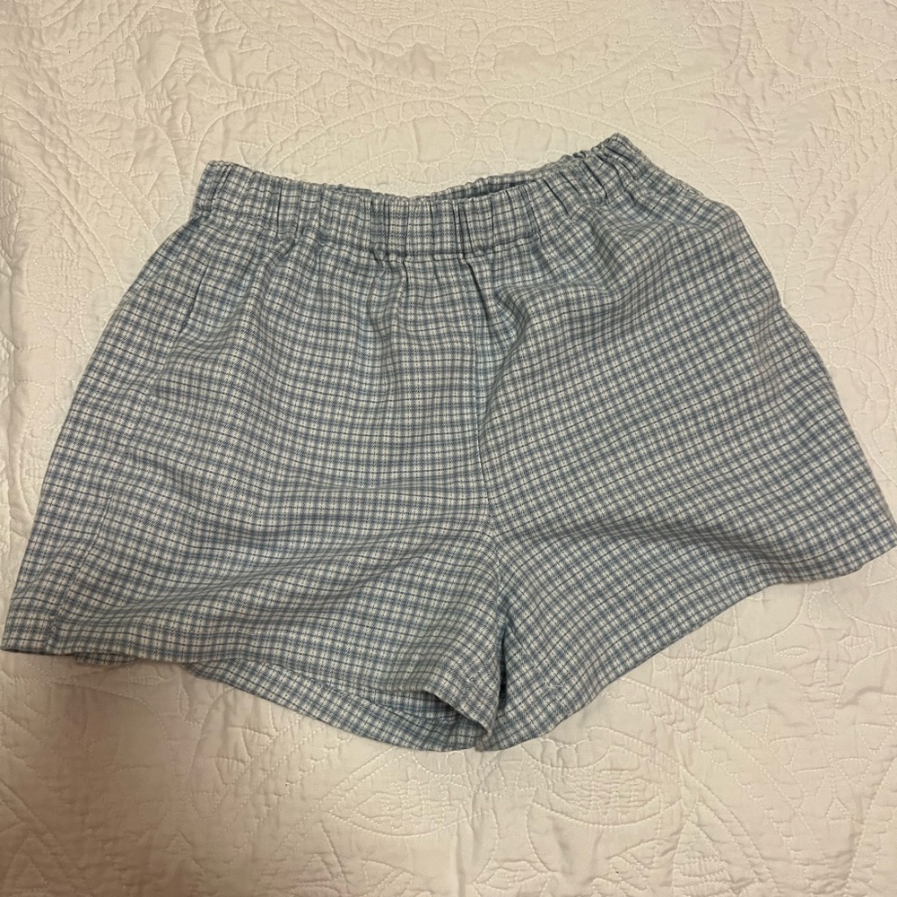 Brandy Melville plaid shorts